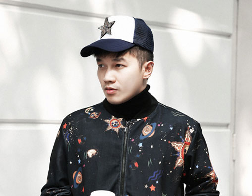 Lê Minh Ngọc dạo phố cuối đông