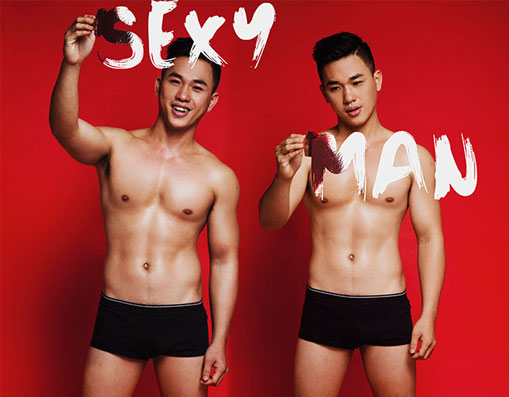 Chàng nhân viên văn phòng gây sốt bởi vẻ điển trai