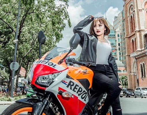 Hot girl Nhật Thảo khoe đường cong sexy đầy cá tính