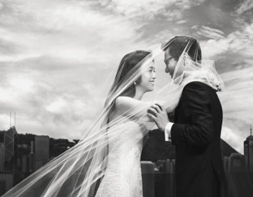 Thang Duy chuẩn bị lên xe hoa