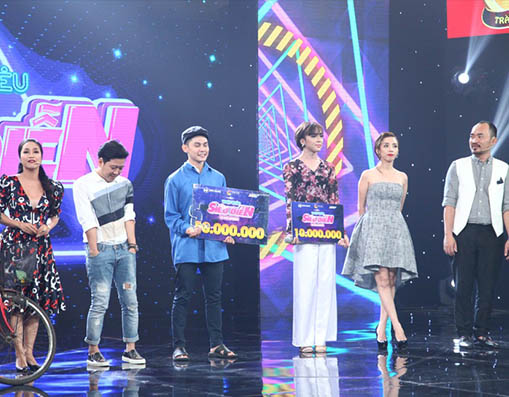 Hotboy bán kẹo kéo Phước Ngọc Lê bất ngờ ẵm trọn 50 triệu từ Tuyệt chiêu siêu diễn