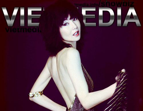 Trương Mạn Ngọc xinh tươi tuổi 50