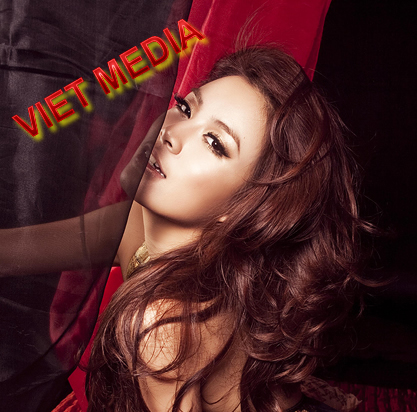 Hoàng Thùy Linh gợi cảm trong 