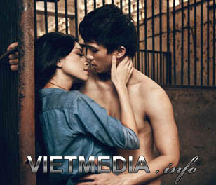 Ngô Thanh Vân sexy bên Hà Việt Dũng